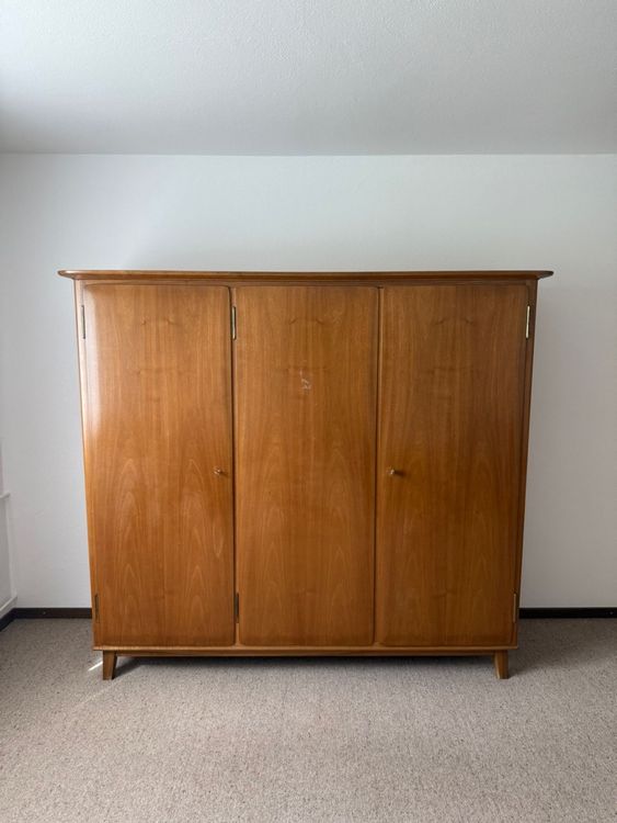 60er Jahre Kleiderschrank