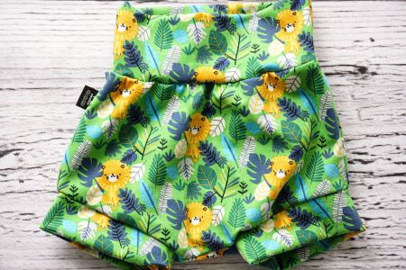 Kurze Hose mit Löwen 62/68 NEU