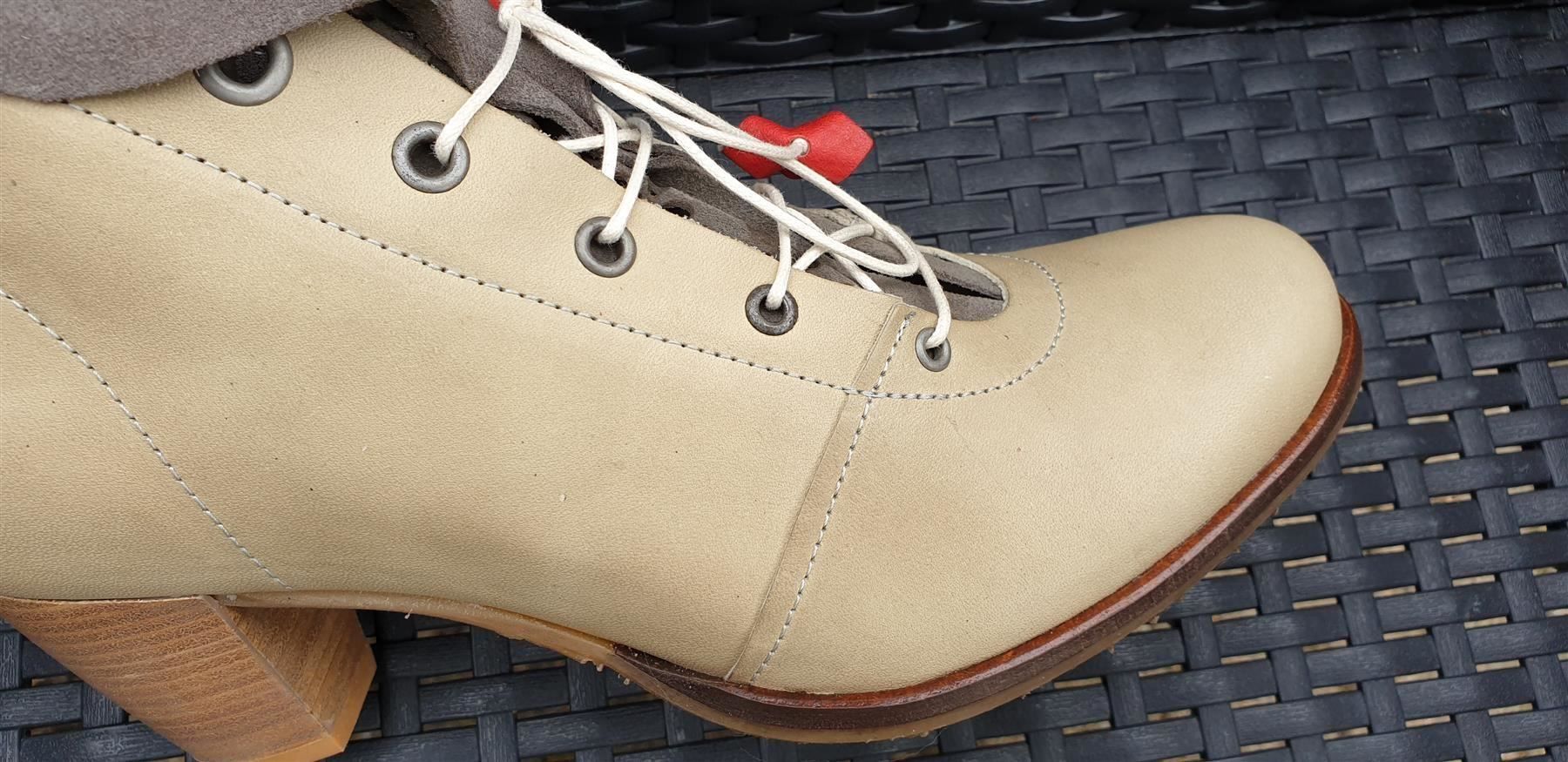 Scarpe da donna: DKODE Volaris Schuhe gr 37 NEU NP179.- Leder – Nuovo e nell'imballaggio originale da Buttwil venduto da MaraMari 2