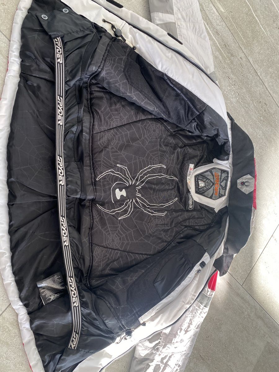 Spyder Giacche: Spyder Skijacke Damen XL – Usato da Birrwil venduto da Bendegriz 7