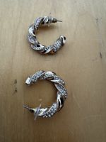 Kleine Creolen mit Strass