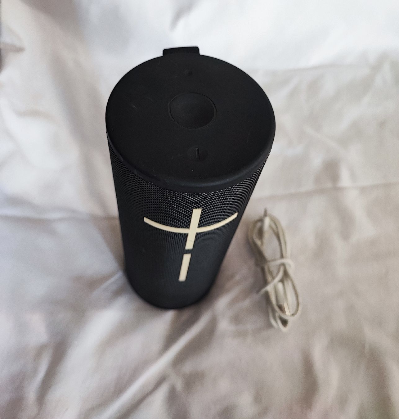 Ultimate Ears Haut-parleurs: Megaboom 4 Bluetooth Lautsprecher  – D'occasion à Zollikofen par zar_j67f 4