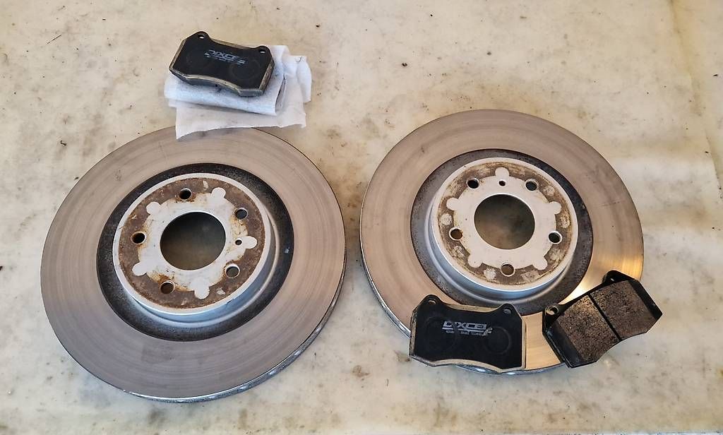 Tutti pezzi di ricambio auto: Nissan 350z Brembo  – Usato da Estavayer-le-Lac venduto da uran1470 1
