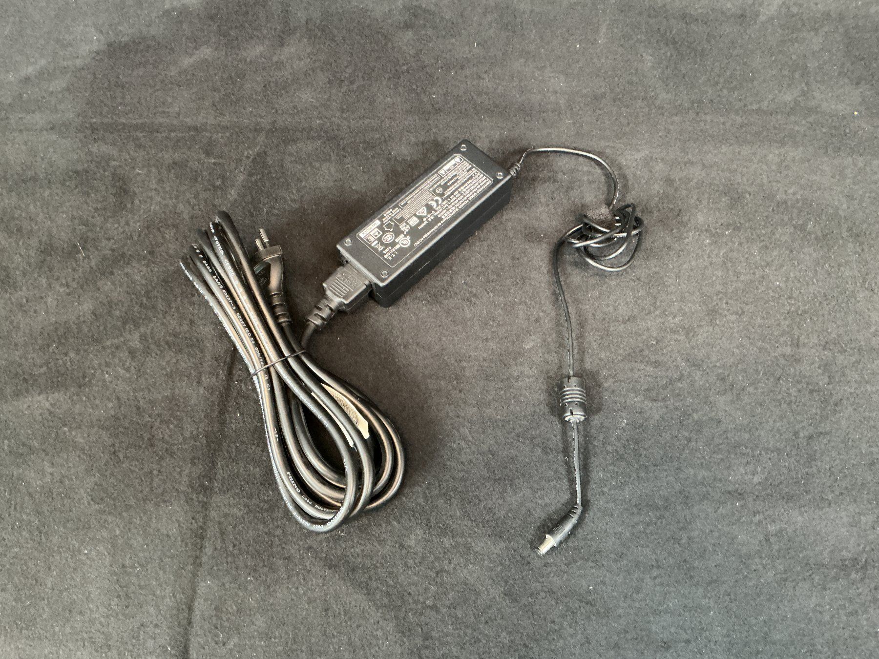 Ubiquiti Hub & Switch: UNIFI SWITCH 8 60W – Usato da Richterswil venduto da Restwert_Richterswil 7