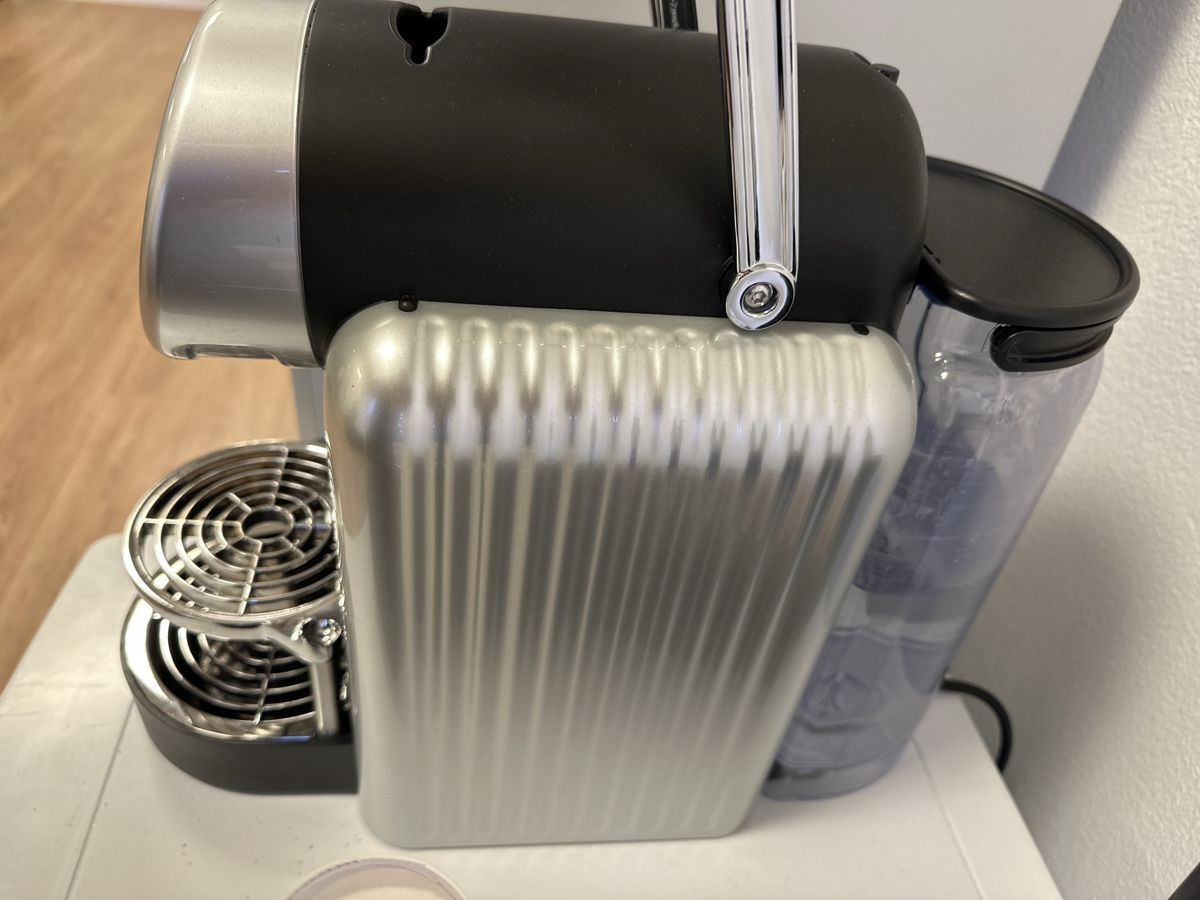 Nespresso Macchine per caffè & Macchine per espresso: Nespresso Zenius Kaffeemaschine – Usato da Wohlen AG venduto da A183 2