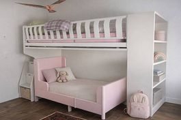 Lit enfant une place en bois peint rose