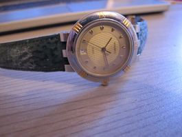 Nina Ricci Paris Swiss Made Damenuhr Quartz Lederband Läuft