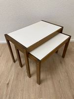 Vintage Mid Century Satztische aus Buche mit weisser Platte