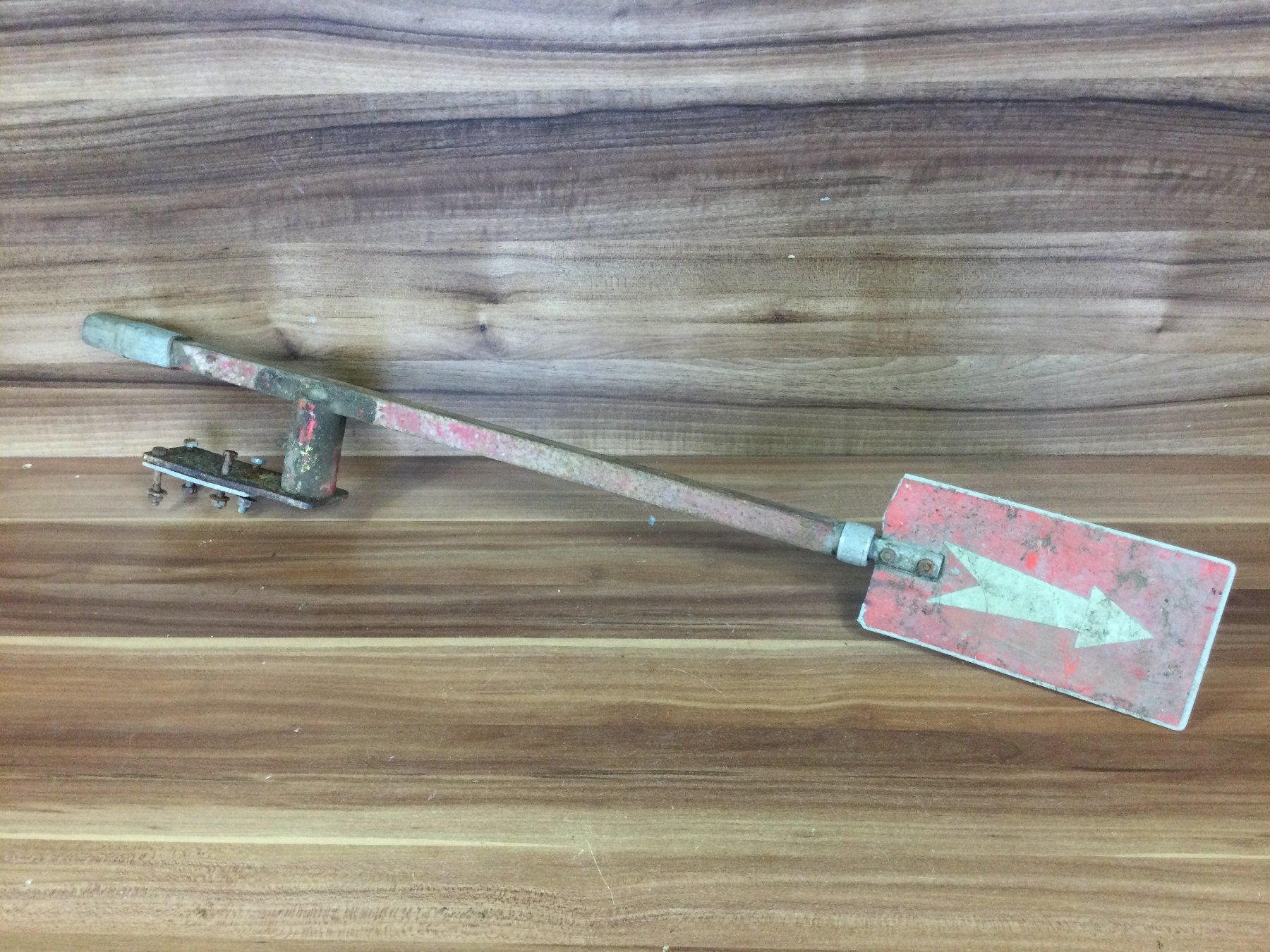 Traktoren: Alte gebrauchte Winkkelle mit Halterung zu Oldtimer – Gebraucht aus Wangen SZ von kuriosum12 6