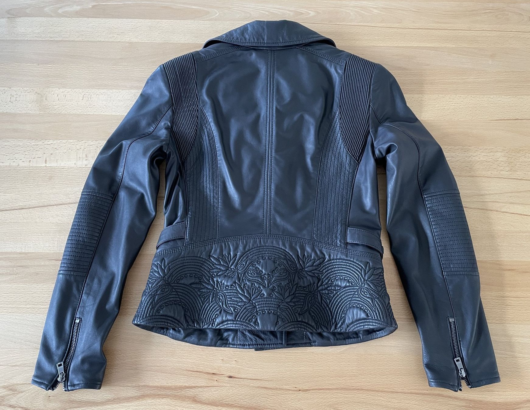 Marc Cain Giacche: Lederjacke Marccain im Bikerstil – Usato da Sins venduto da den_z9gy 4