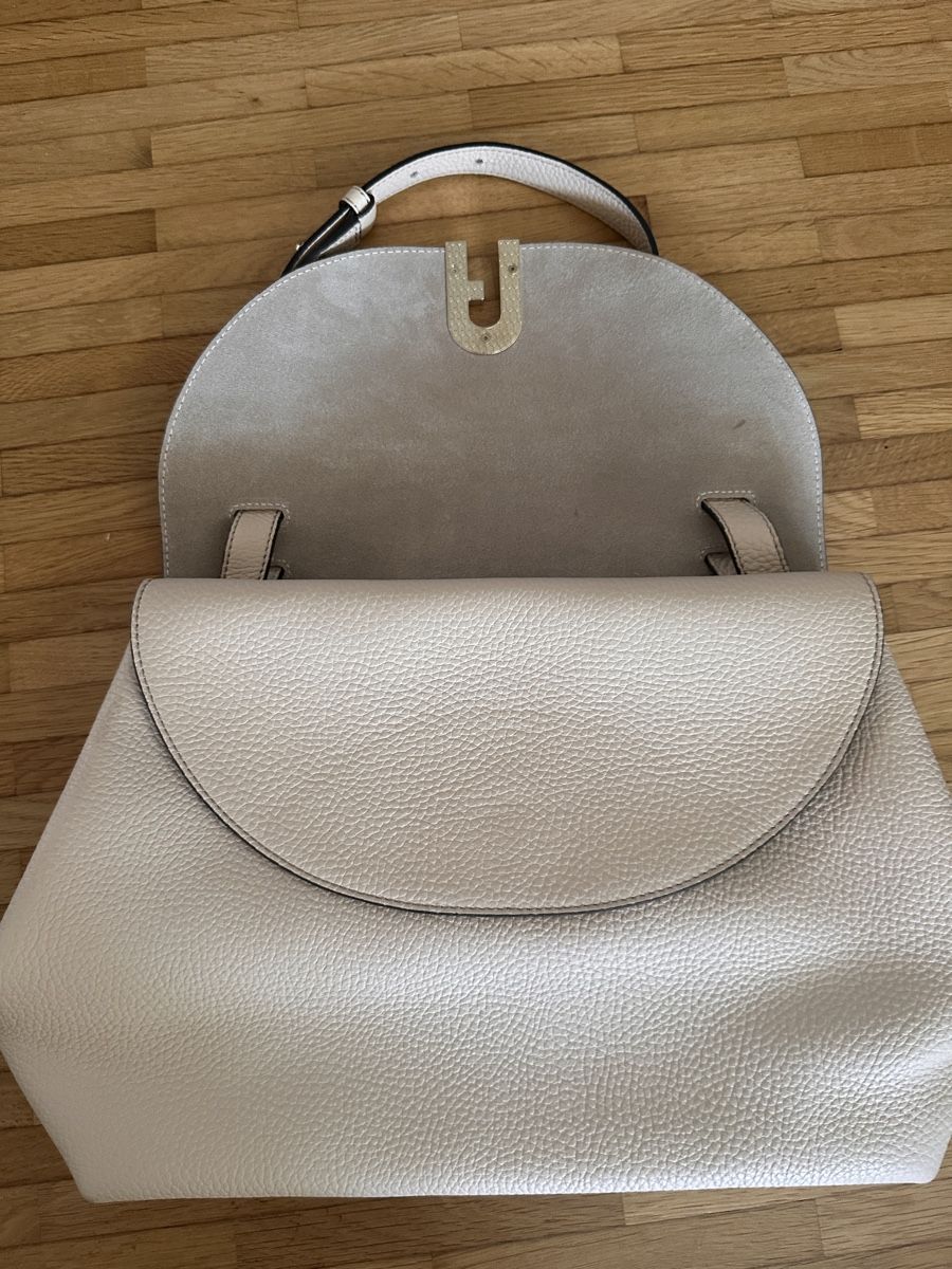 Furla Sacs femmes: Ledertasche FURLA, creme, neu  – Neuf (Voir description) à Männedorf par Mag3 2