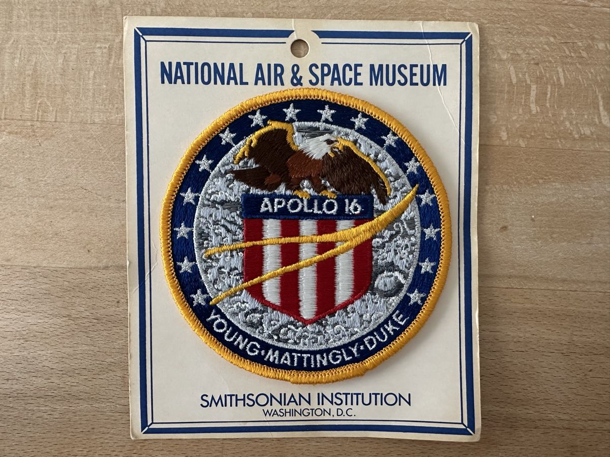 NASA Toppe: Ecusson brodé original de 1972 Apollo 16 - NASA – Nuovo e nell'imballaggio originale da Promasens venduto da Toblerone83