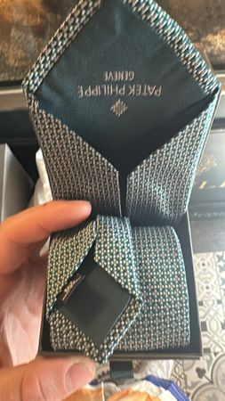 Patek Philippe Krawatte und passendes Einstecktuch, exklusiv