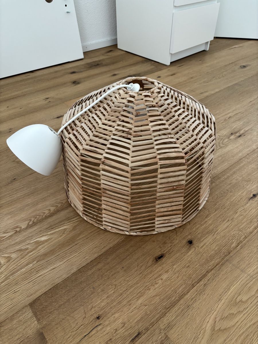 Ikea Kronleuchter & Deckenlampen: KAPPELAND Deckenlampe aus Rattan – Gebraucht aus Einsiedeln von luk_z69w