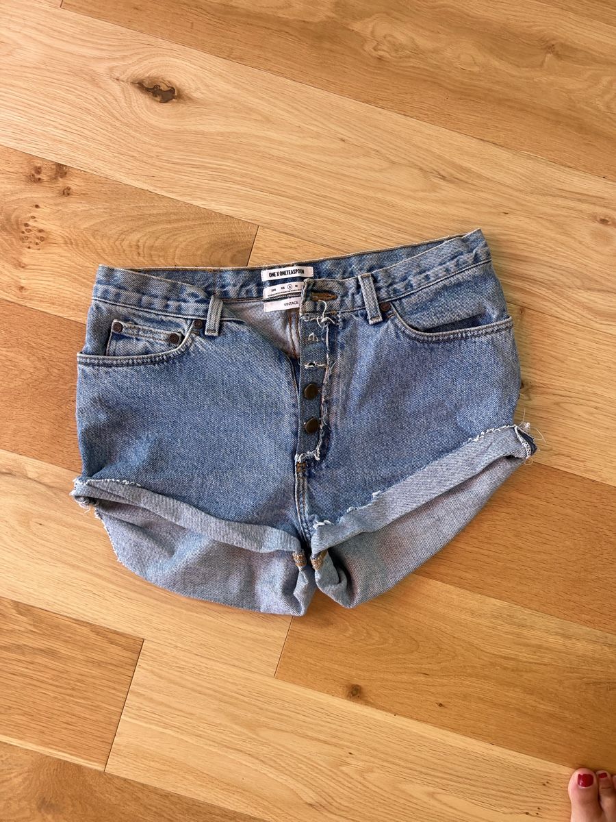 Jeans: Shorts One teaspoon taille S  – D'occasion à Lutry par roxypoxy 1