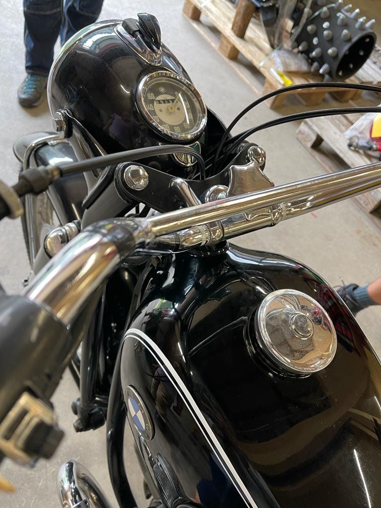 BMW Strasse: Gepflegter Veteran – Gebraucht aus Forch von Martin1948 1