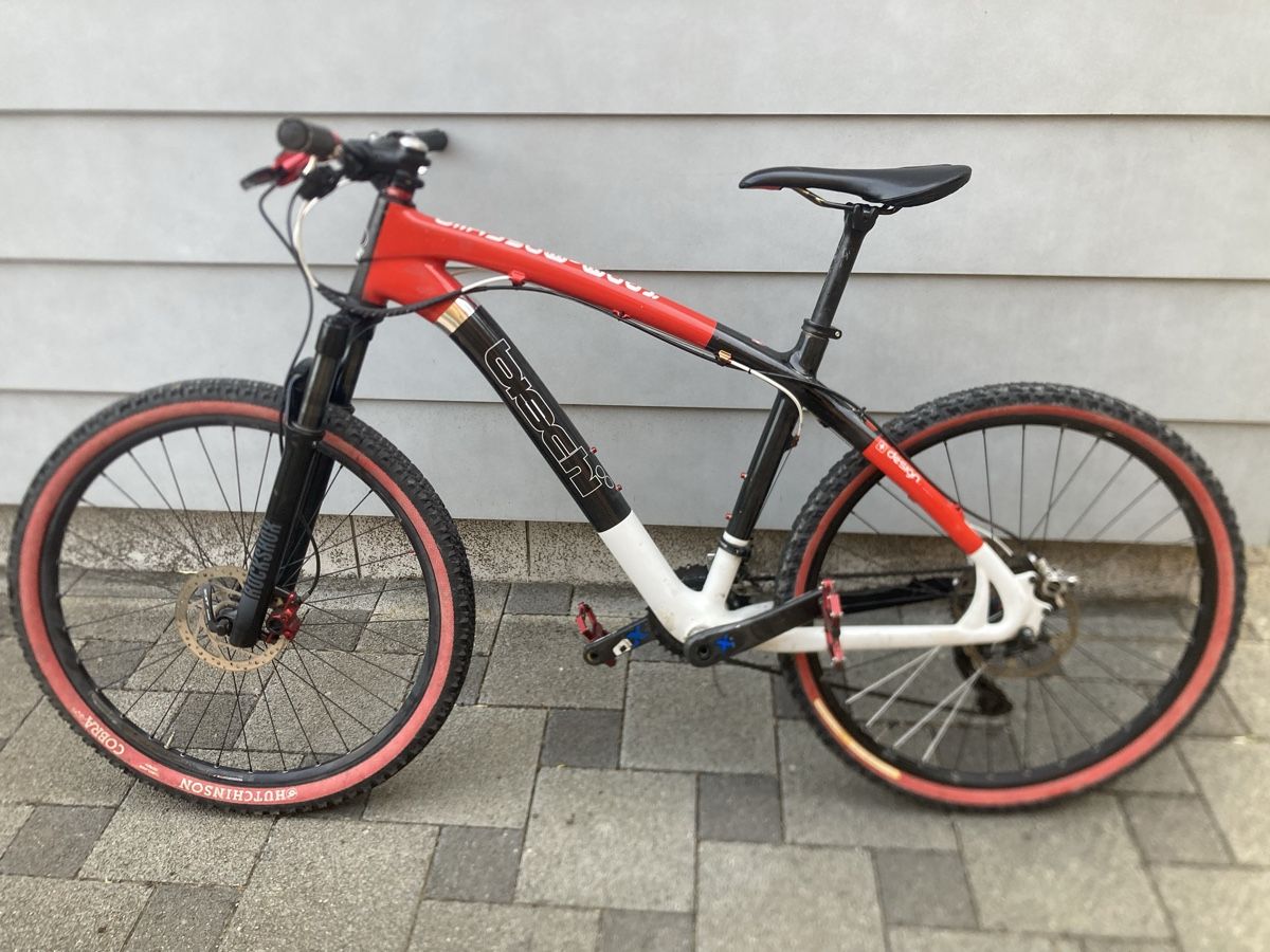 Velos: Carbon MTB der Marke Bischi Rahmen S – Gebraucht aus egnach von Opuravida