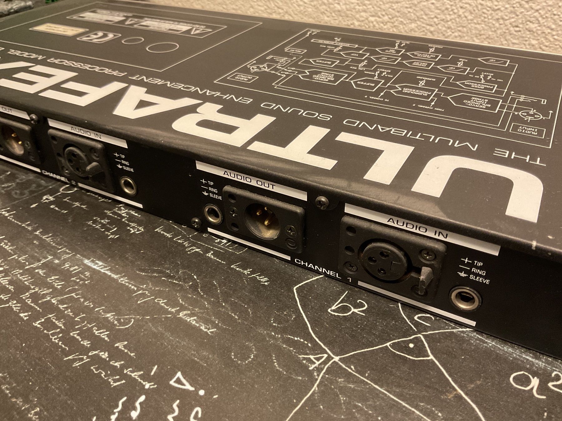 Behringer Strumenti musicali: Behringer Ultrafex II EX3100 – Usato da Zürich venduto da Euphoria05 2