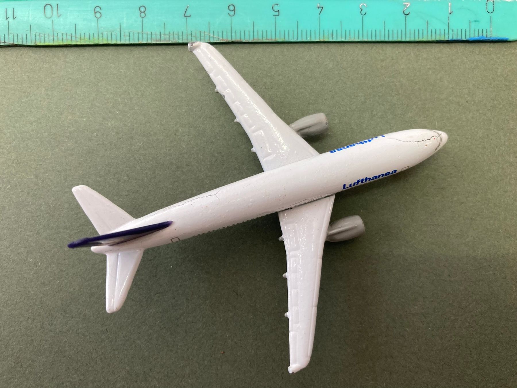 Siku Kits de montage: Modellflugzeug A320 Lufthansa – D'occasion à Richterswil par Nathan_adler 1