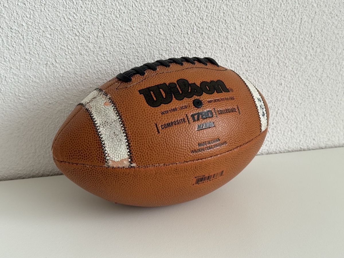 Wilson Bälle: Wilson Football WTF1780 – Gebraucht aus Fislisbach von luepa