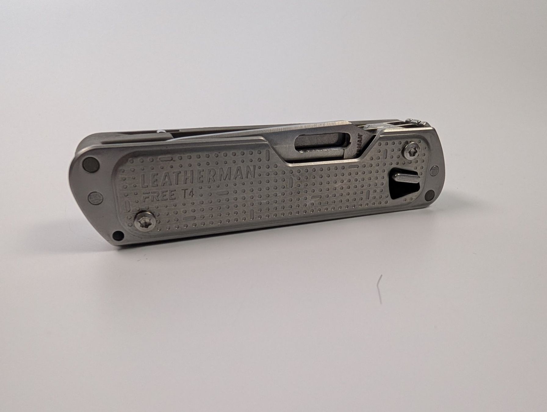 Leatherman Couteaux de poche: Leatherman Free T4 – Neuf (Voir description) à Ostermundigen par TradeLab
