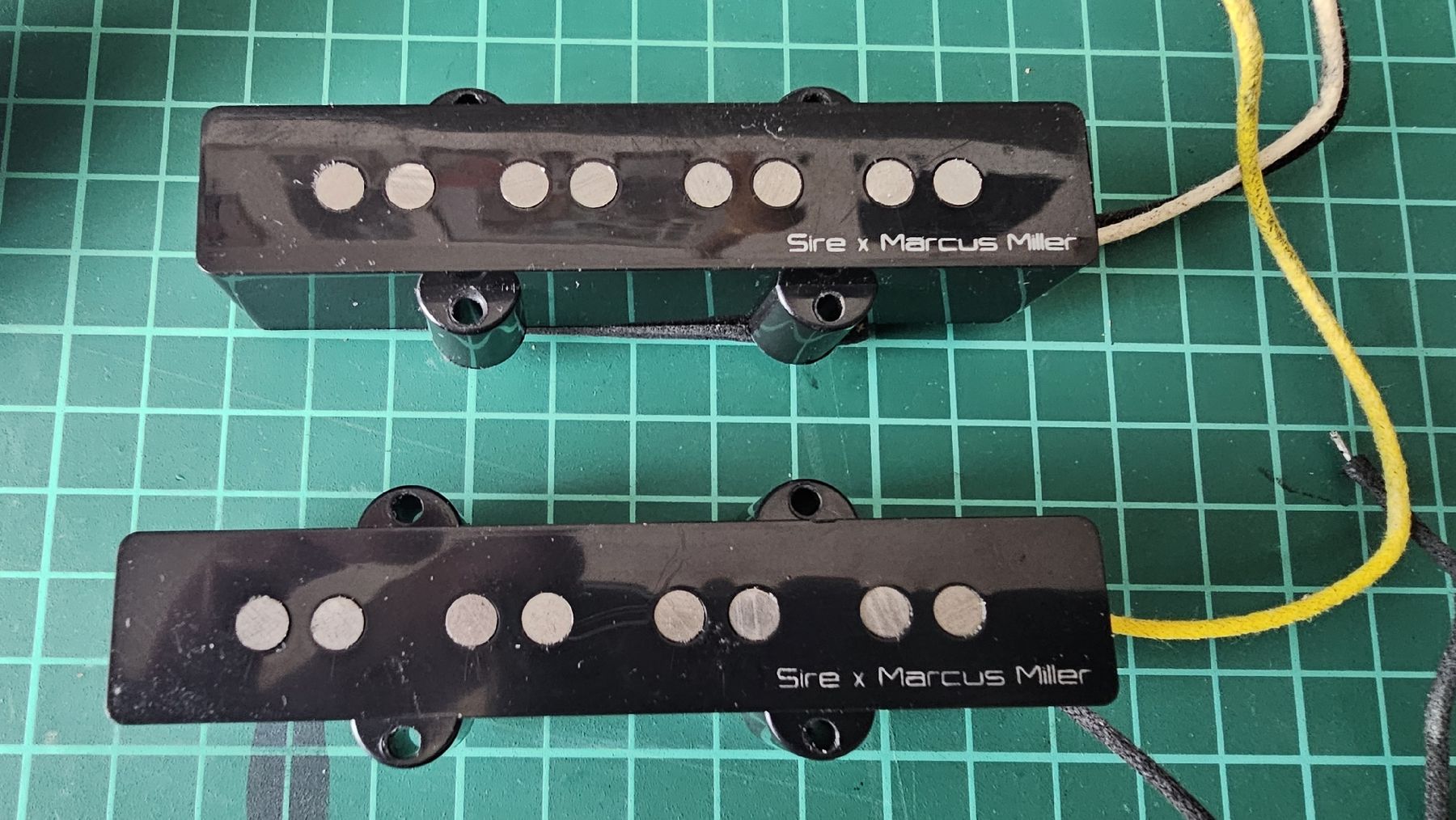 Strumenti musicali: Sire Marcus Miller V5 4ST Bass Hardware Set – Usato da Basel venduto da ritterbraendli01 1