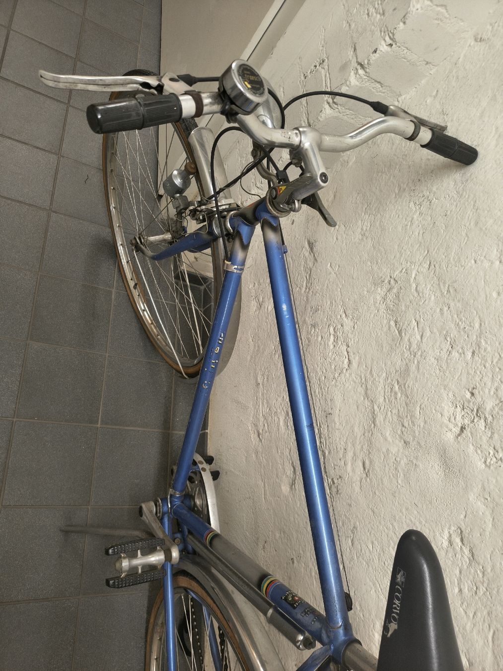 Vélos: Velo – Défectueux à Zürich par iria.lena 1