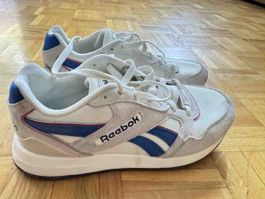 Baskets Reebok blanc bleu état acceptable