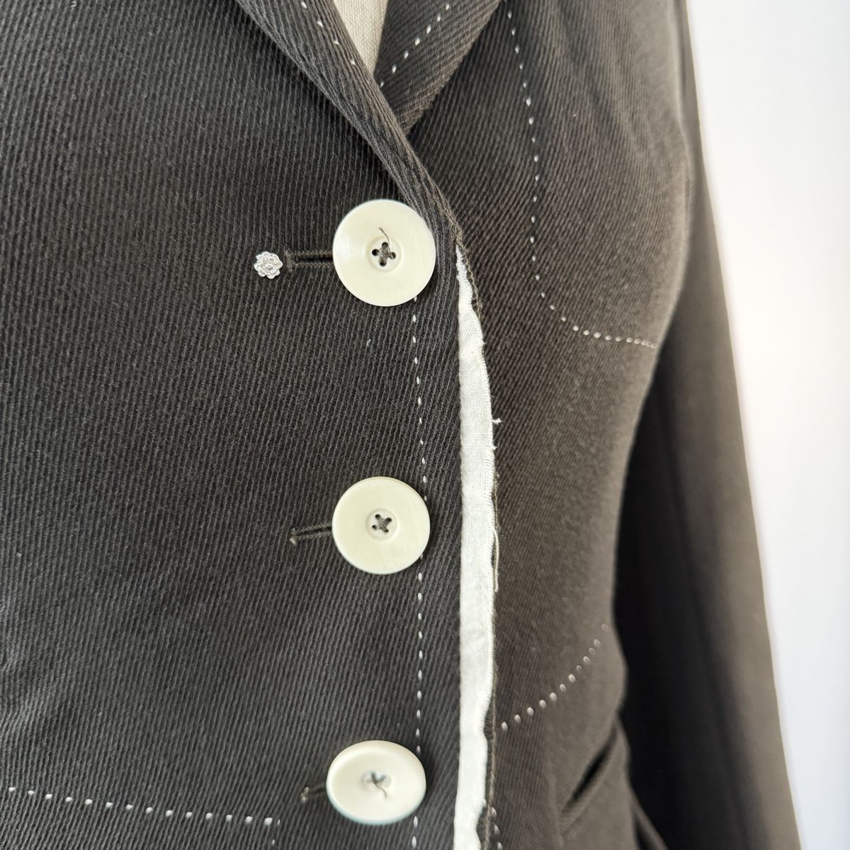 High Giacche: HIGH Everyday Couture Wool Jacket – Nuovo (secondo la descrizione) da Emmen venduto da AVVIIVVA_Store 2