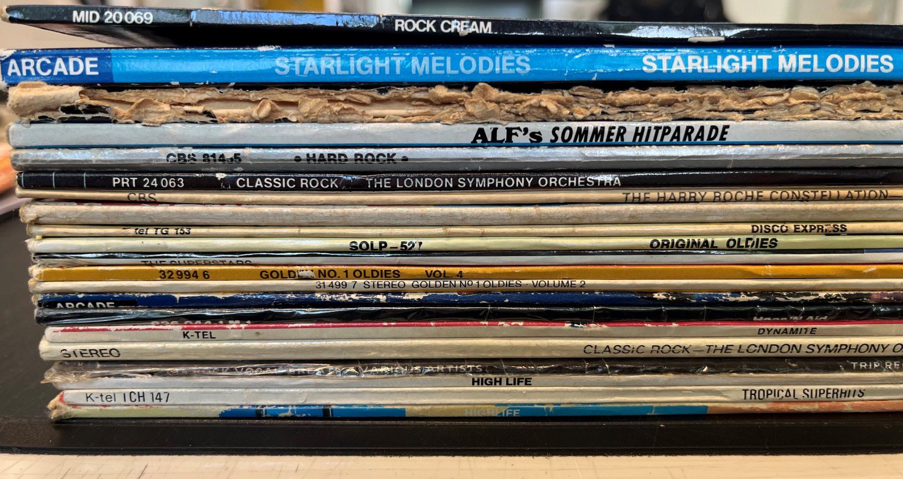 Dischi in vinile: Schallplatten Sammlung Sampler 23 Stück – Usato da Basel venduto da andipfandi