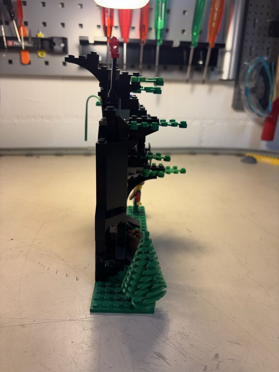 Lego Kit di costruzioni: LEGO Forestmen‘s Hideout 6054 – Usato da Möriken AG venduto da Classics16 5