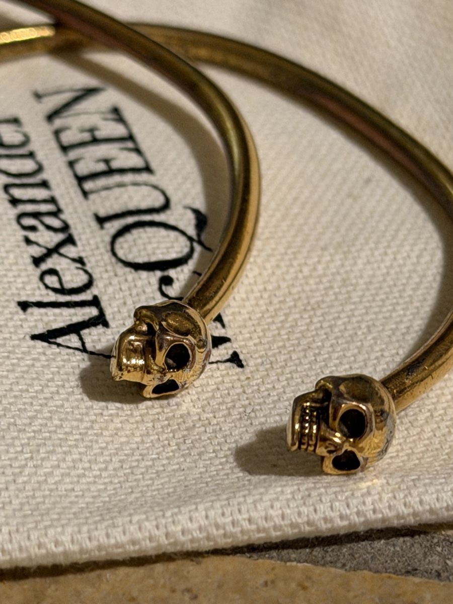 Alexander Mcqueen Bracciali & Braccialetti: 2 x Alexander McQueen Armreif – Usato da Basel venduto da Stauffer94 3