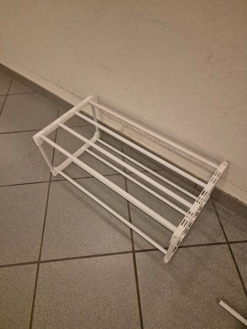 Guardaroba: Neue Schuh Garderobe Schuhe Ständer – Usato da Dübendorf venduto da Alessandro-DG