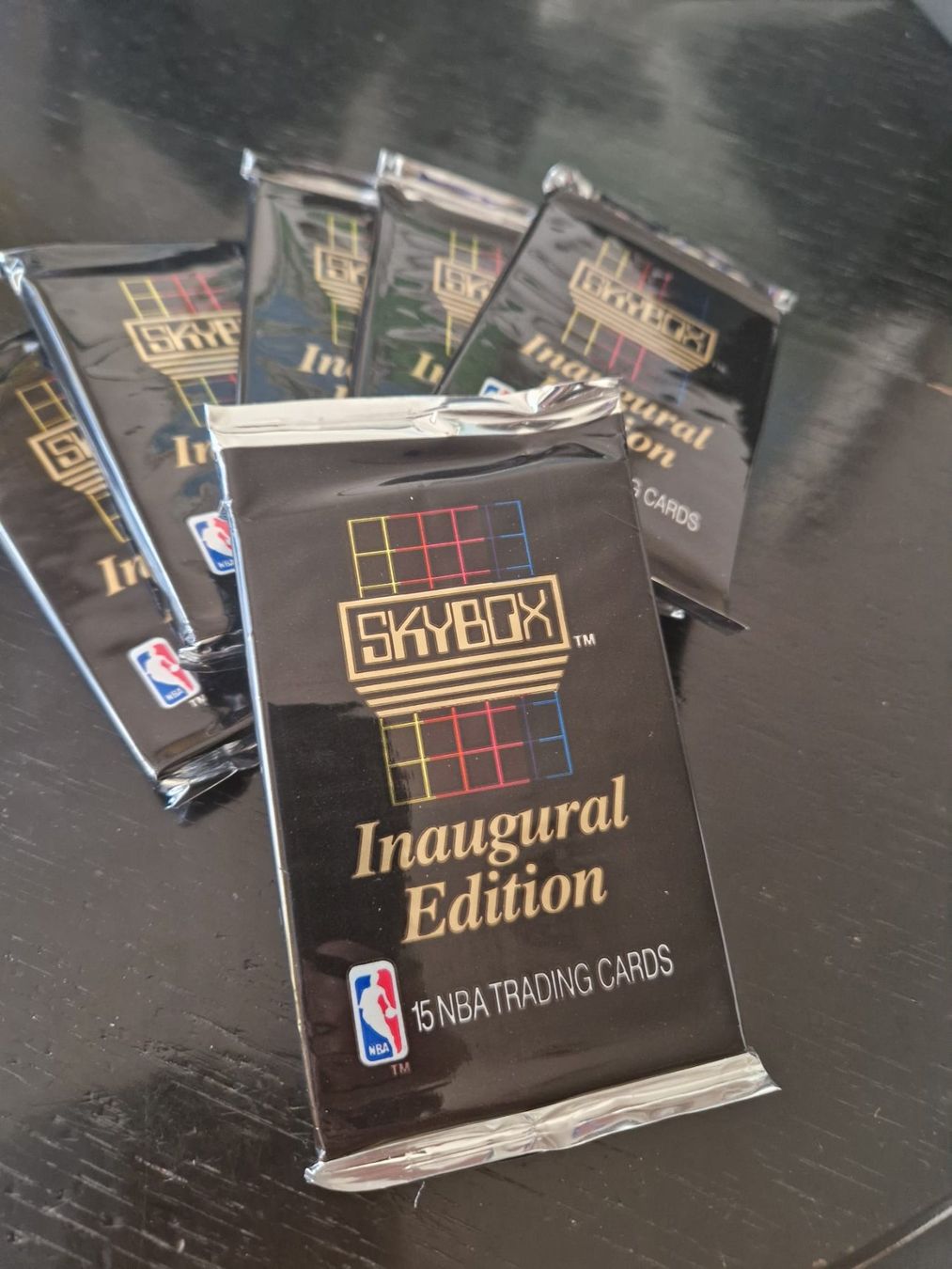 Nba Carte collezionabili: Pack de Skybox NBA 1990-91 – Nuovo e nell'imballaggio originale da Lutry venduto da SwissBBCards