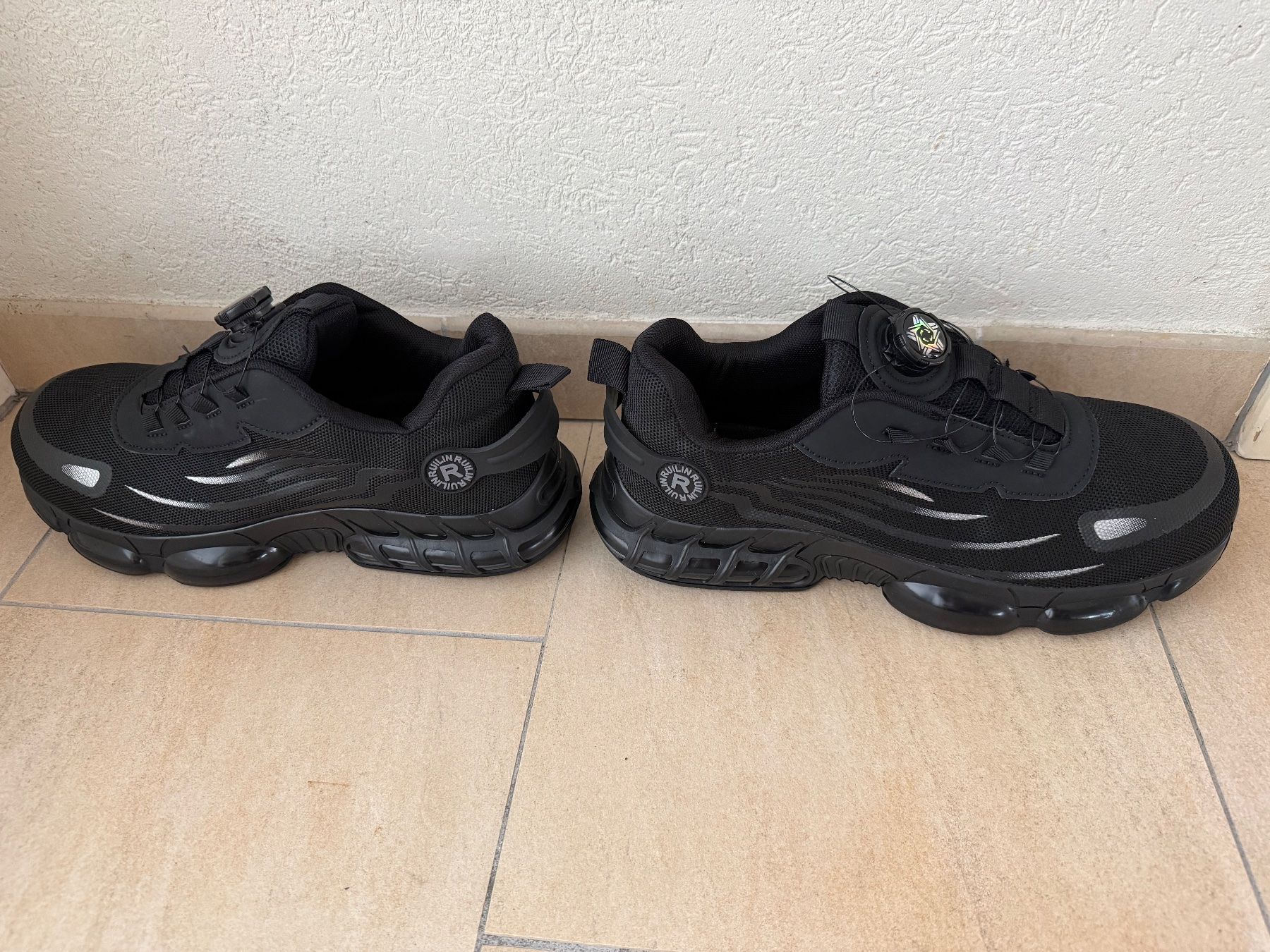 Chaussures hommes: Chaussures de Sécurité S3, Embout en Acier, p. 45 – D'occasion à St-Gingolph par GoldenKeys 3