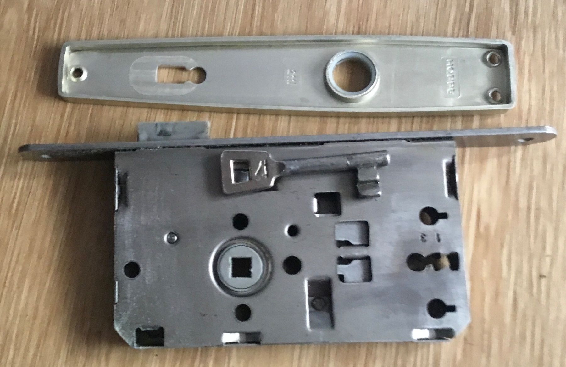 Cadenas: Türschloss – D'occasion à Schlieren par Jeajet 6