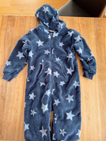 Flauschiges Einteilerpyjama Grösse 116
