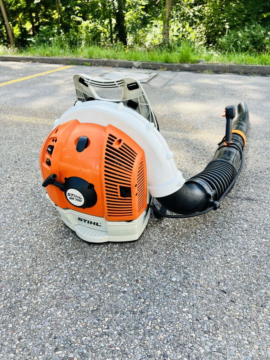 Stihl Soffiatori & Aspiratori per foglie: Laubblaser Stihl Br 700 – Usato da Urdorf venduto da Faz_19 4