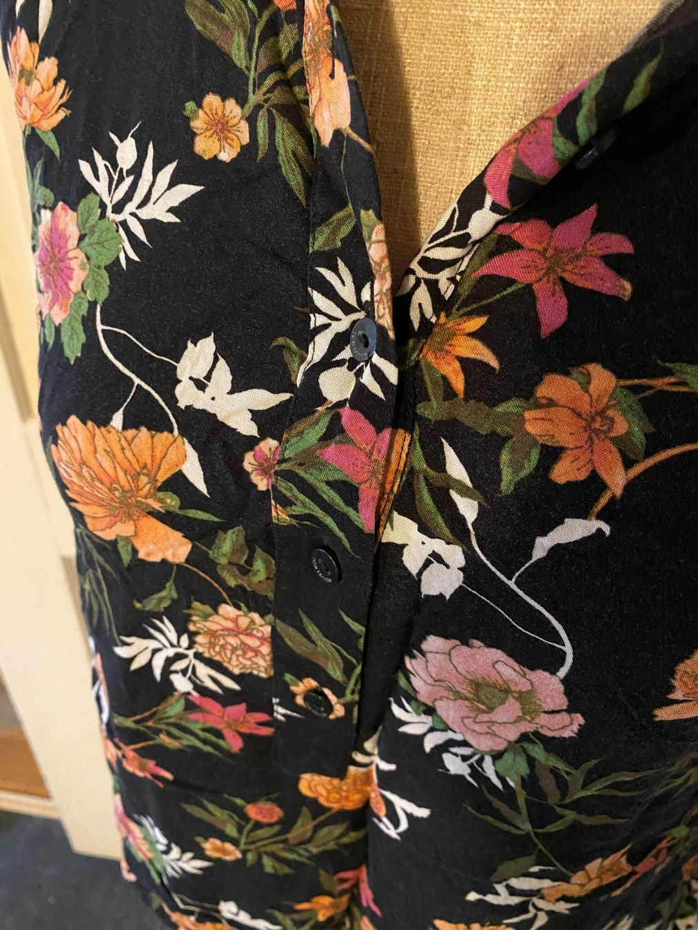 Tom Tailor Camicette: Bluse mit Blumen von Tom Tailor – Usato da Diepoldsau venduto da Mayade 1