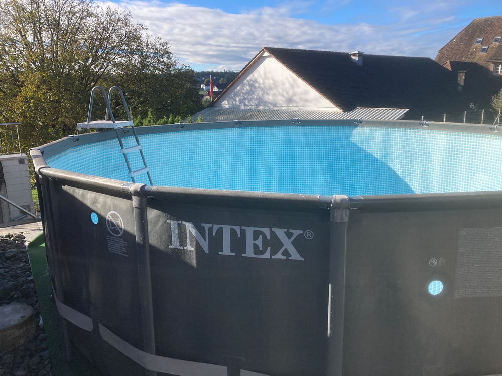 Intex Schwimmbad: Intex Frame Pool 488 x 132 cm Ultra XTR Rundpool mit Leiter – Gebraucht aus Schwarzhäusern von barracuda74 4