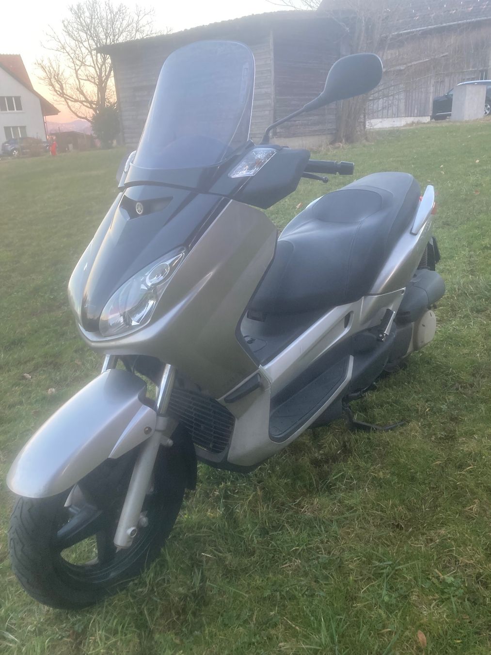 Yamaha Scooter: Yamaha 250 yp – Usato da St. Gallen venduto da zx10r 3