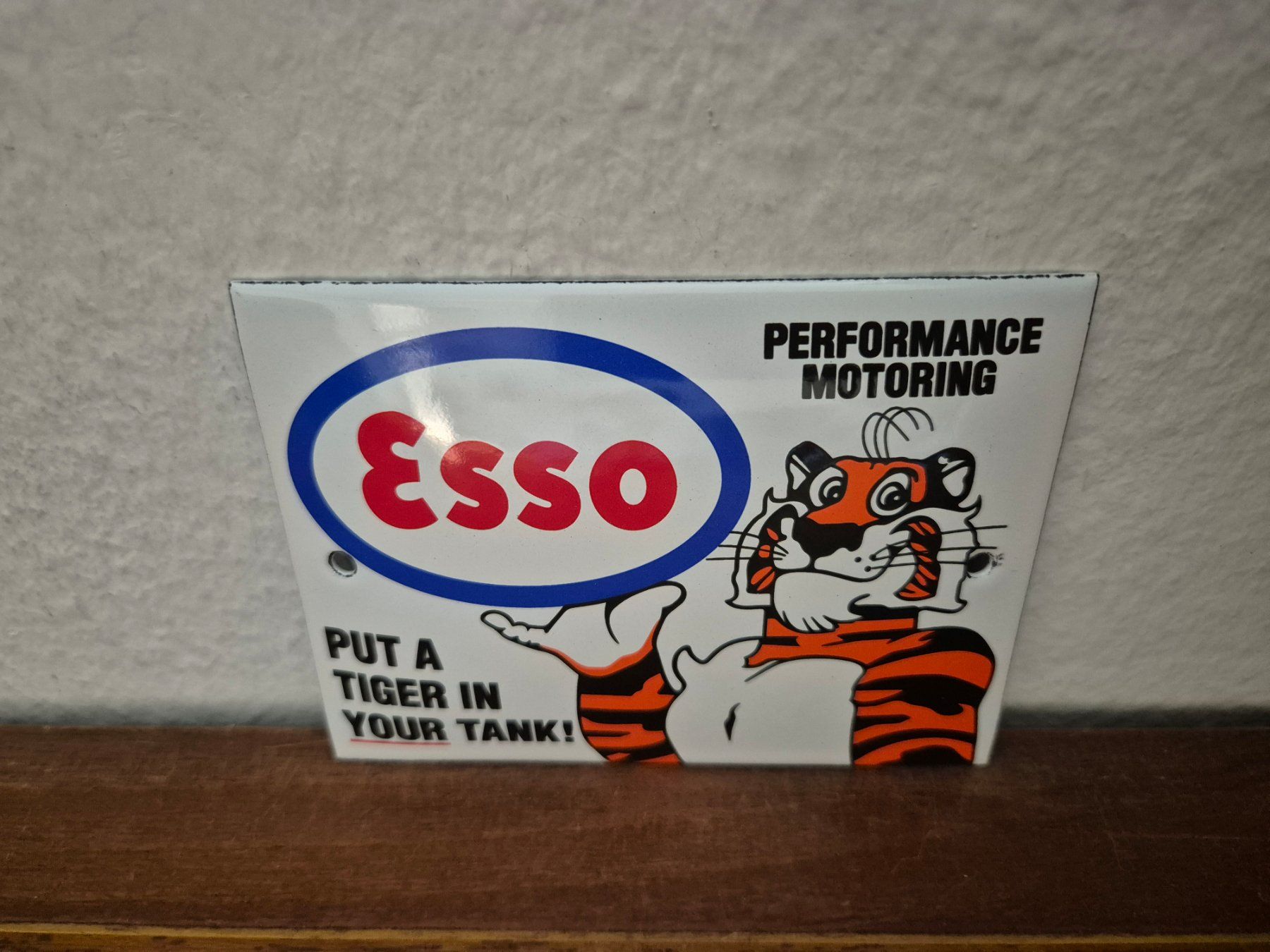 Esso Insegne: Emailschild Esso Tiger Tanksäule Garage Logo Emaille Schild – Nuovo (secondo la descrizione) da Schaffhausen venduto da pfanis09 2