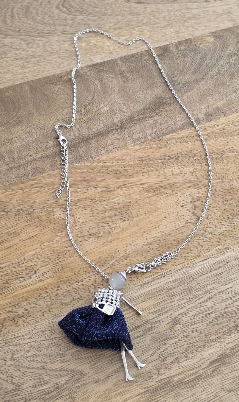 Colliers: Kette mit  Figur neu – Neuf (Voir description) à Rheinsulz par Gilea 2