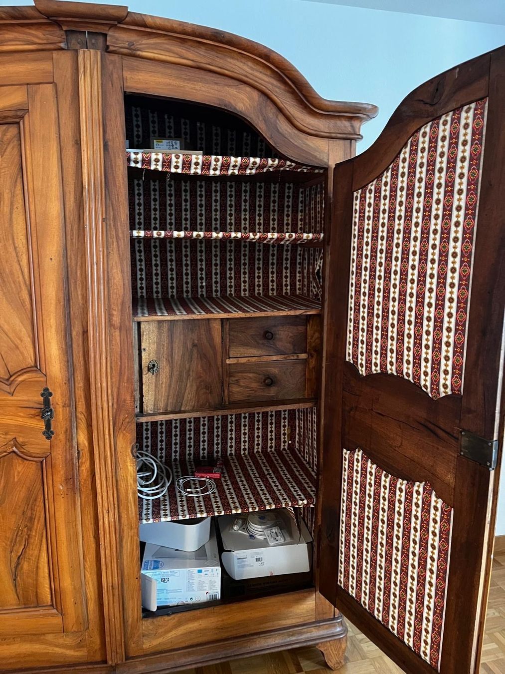 Schränke: Wunderschöner antiker Freiburger Schrank – Gebraucht aus Eschenbach SG von Faetzi11 2
