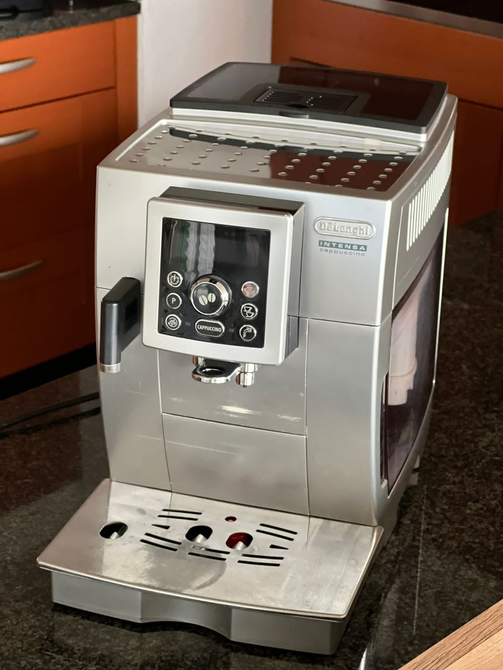 De'Longhi Macchine per caffè & Macchine per espresso: Kaffeemaschine De Longhi Intensa – Usato da Krattigen venduto da RetoK82 1