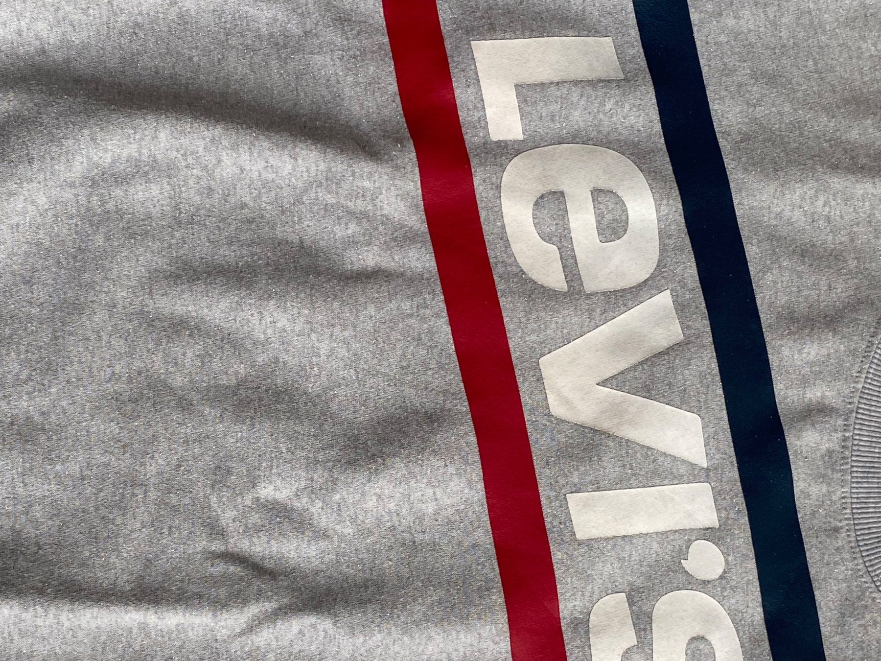 Levi's Maglioni & Felpe: LEVIS sweat 16ans/164cm – Usato da domdidier venduto da picolo99 1