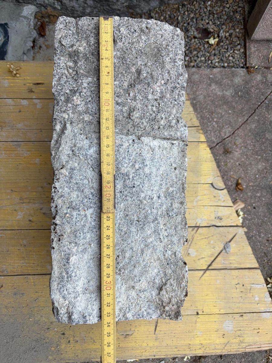 Steine & Dachziegeln: 30 Mauersteine – Gebraucht aus Rüdlingen von Lichee 7