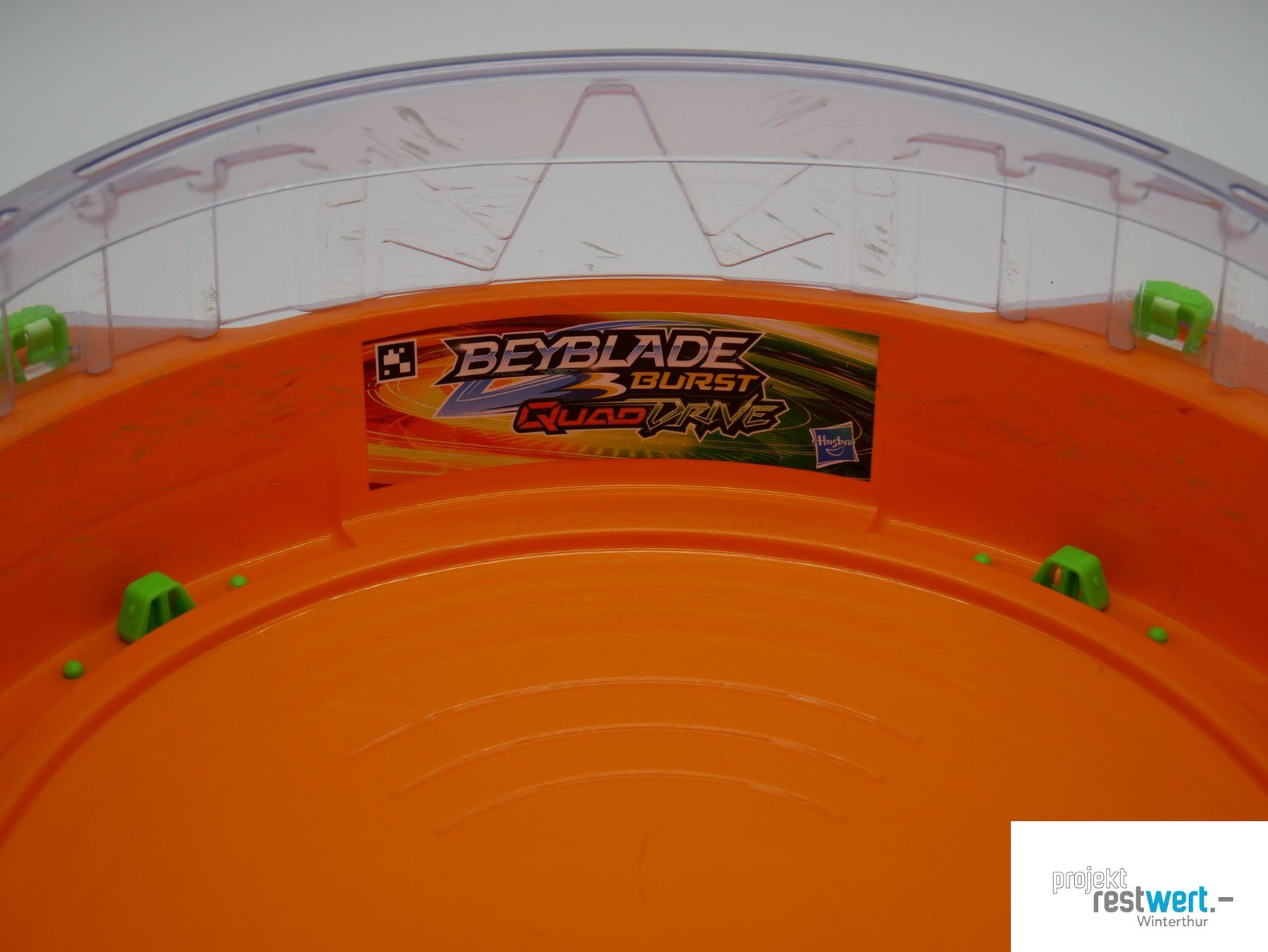 Hasbro Giocattoli: HASBRO Beyblade QuadDrive Cosmic Vector Battle Set – Usato da Winterthur venduto da Restwert_Winterthur 5