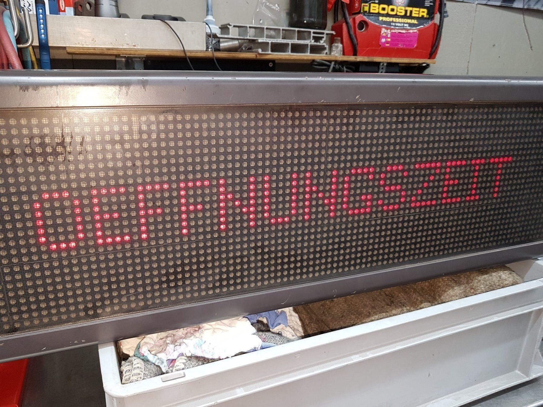 Monitor: LED Laufschriftanzeige – Usato da Künten venduto da Soku3 7