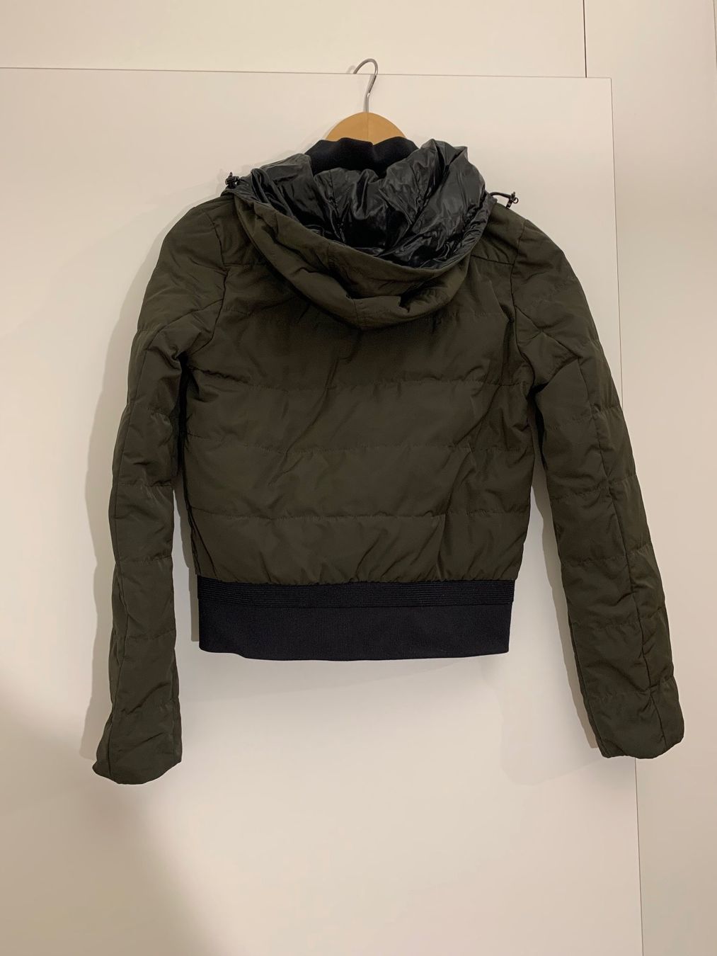 Moncler Giacche: Original Moncler Agathé Padded Jacket XS – Usato da Langnau am Albis venduto da Jean1982 3
